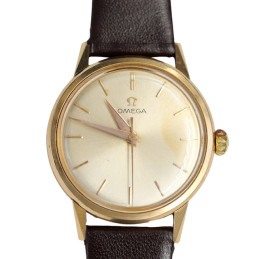 Omega watch in 18k yellow gold